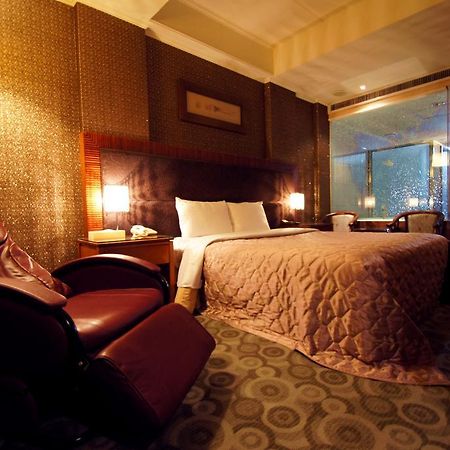 Beverly Garden Motel Chiayi Eksteriør bilde